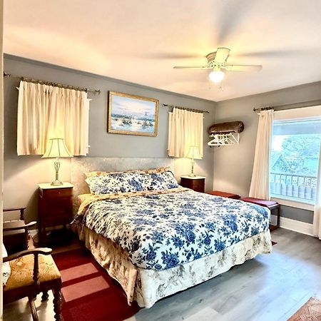 Two Bedrooms Unit With Jacuzzi And Great View Niagara Falls Zewnętrze zdjęcie