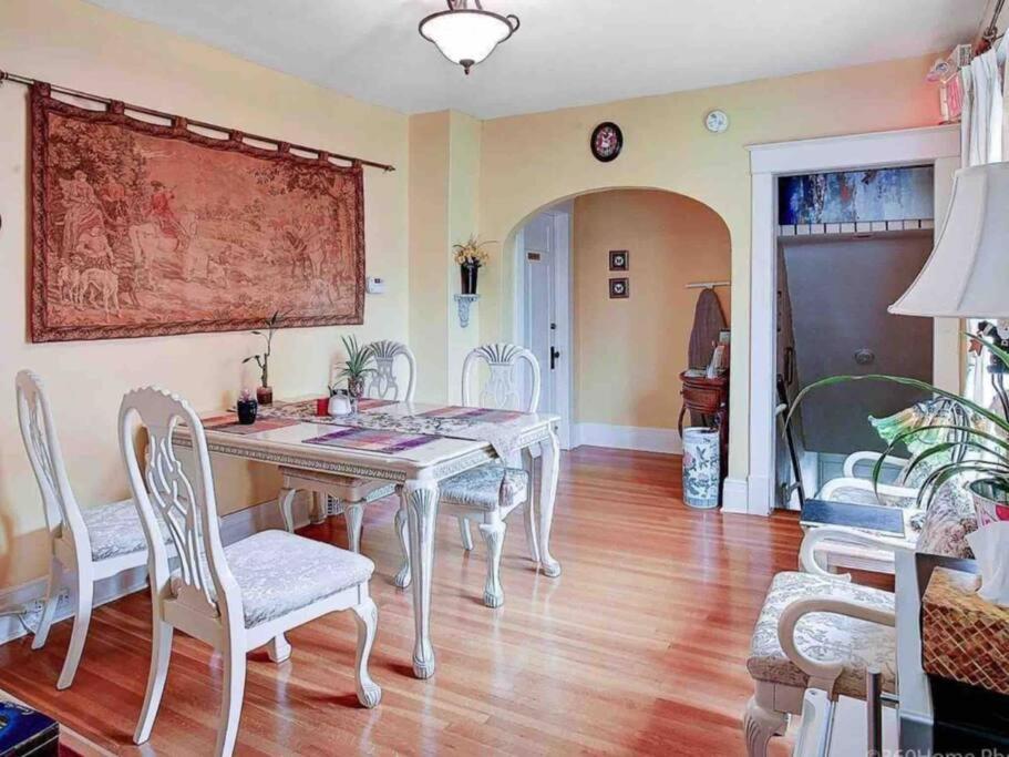 Two Bedrooms Unit With Jacuzzi And Great View Niagara Falls Zewnętrze zdjęcie
