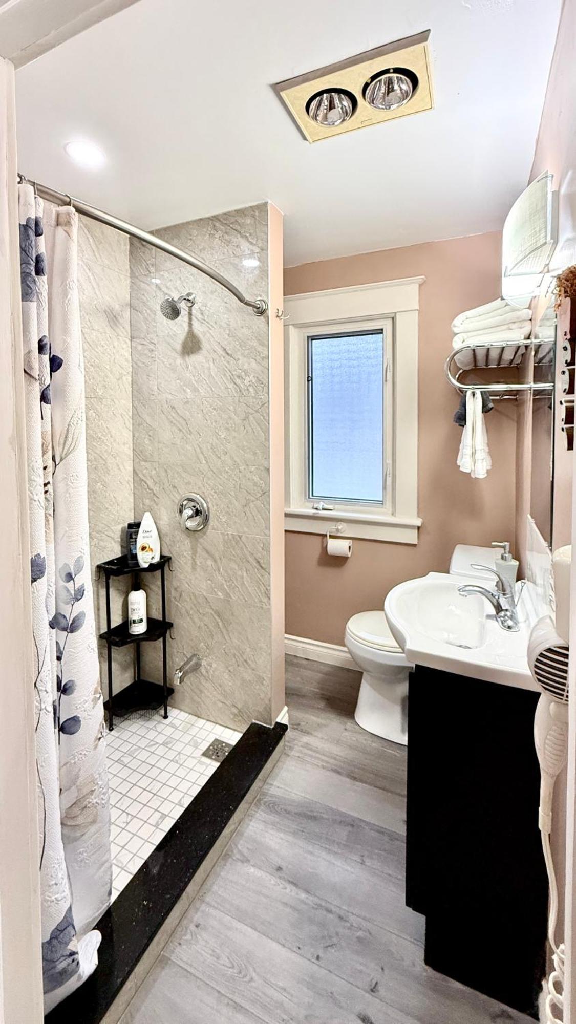 Two Bedrooms Unit With Jacuzzi And Great View Niagara Falls Zewnętrze zdjęcie